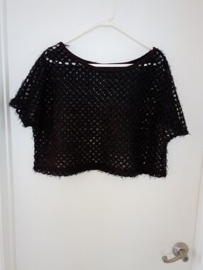 Black Open-Knit Short Sleeve Sweater Top